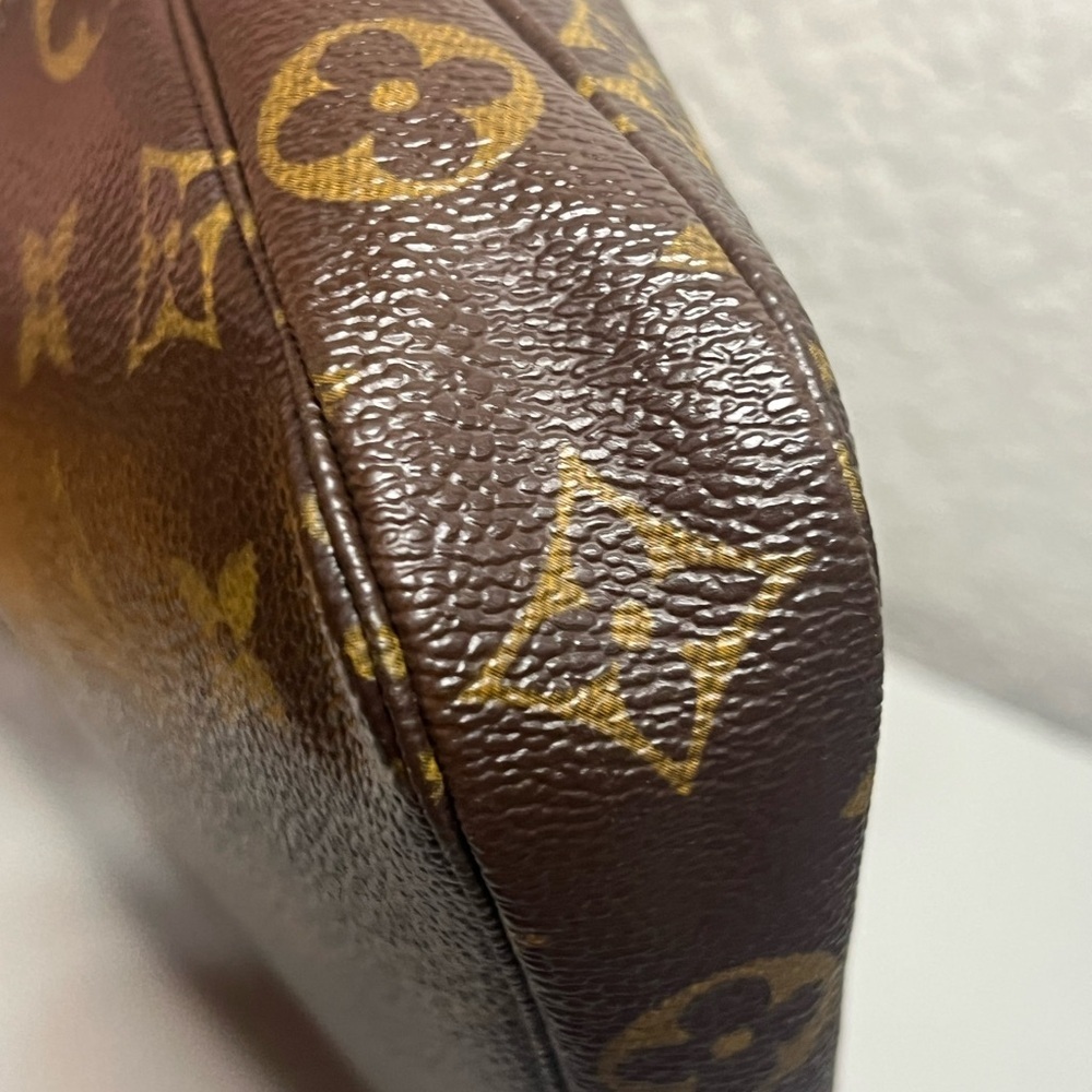 Louis Vuitton Brown Monogram Women's Bag - Picture 5 of 16